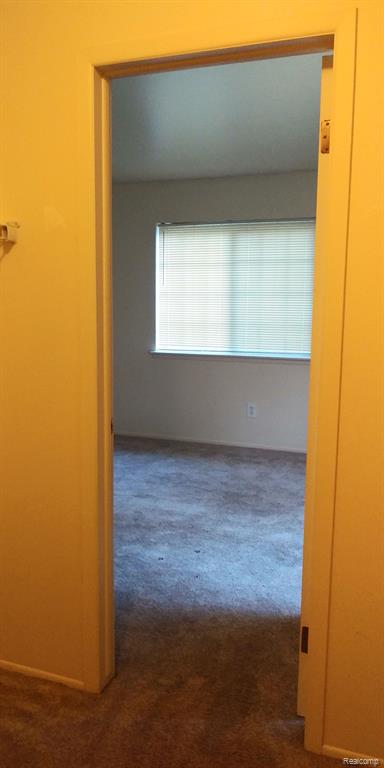 29157 Hayes Road, Unit B6 Warren, MI 48088 - Photo 14 of 26