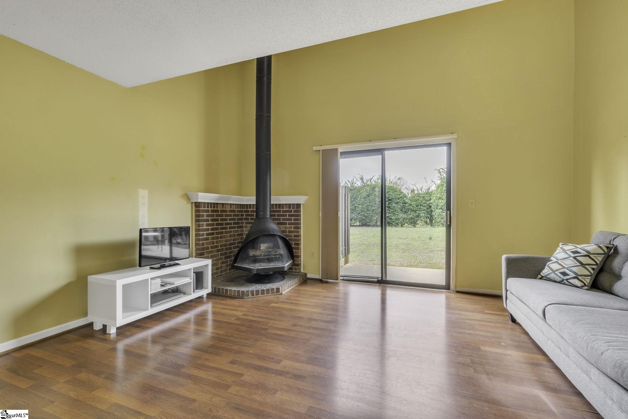 812 Reid School Road, Unit 5 Taylors, SC 29687 - Photo 5 of 31 Gallery Image 5