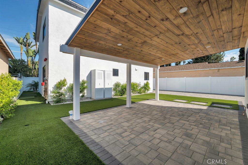 6156 Colbath Avenue Valley Glen, CA 91401 - Photo 28 of 62