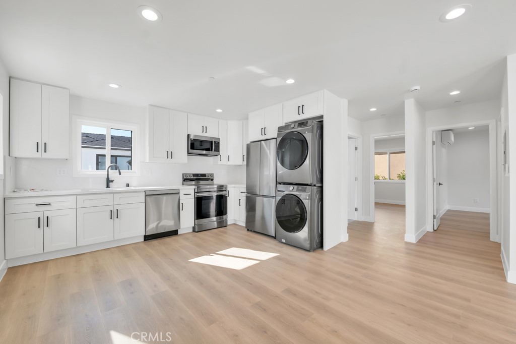 6156 Colbath Avenue Valley Glen, CA 91401 - Photo 34 of 62