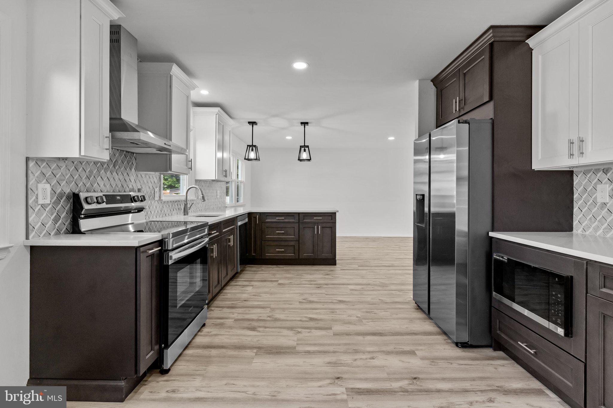 8 Robin Hood Drive Levittown, PA 19054 - Photo 15 of 49 Kitchen