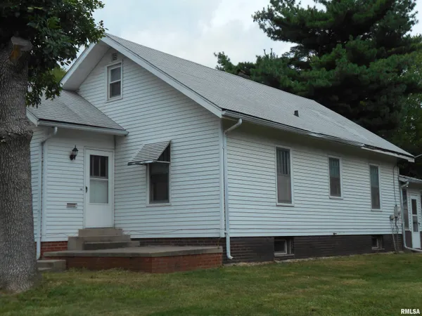 $79,000 | 223 North College Street, Macomb, IL 61455