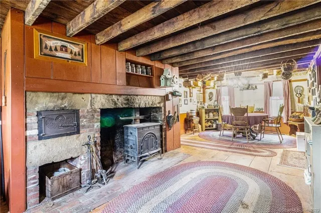 $350,000 | 1250 Highway 171, Woodstock, CT 06281