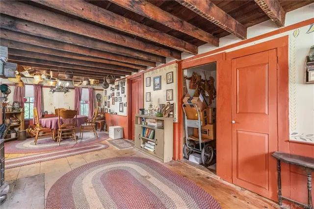 $350,000 | 1250 Highway 171, Woodstock, CT 06281