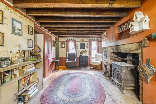 $350,000 | 1250 Highway 171, Woodstock, CT 06281