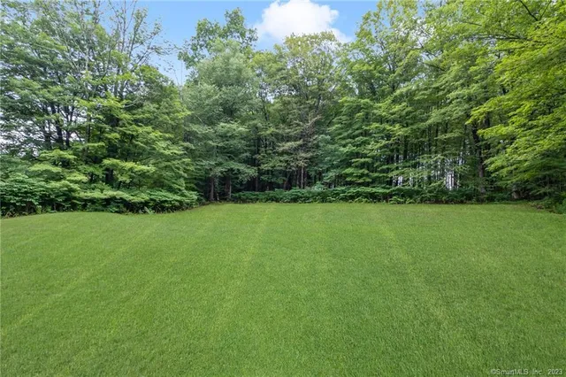 $350,000 | 1250 Highway 171, Woodstock, CT 06281