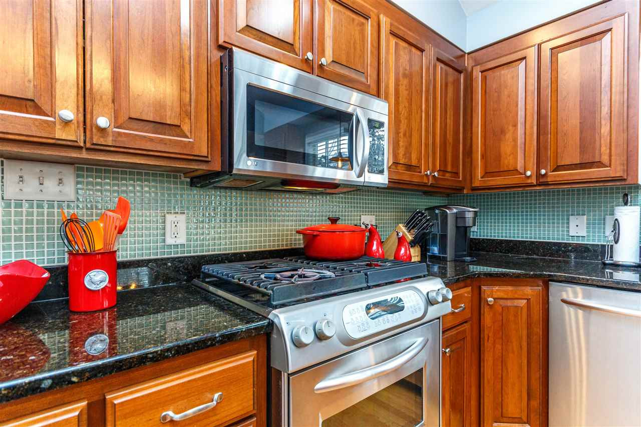 1810 Fairview Road Raleigh, NC 27608 - Photo 11 of 30 Gas Range