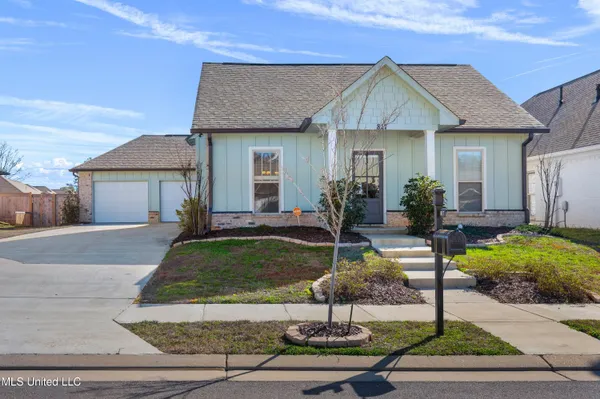 $342,000 | 817 Long Leaf Circle, Brandon, MS 39042