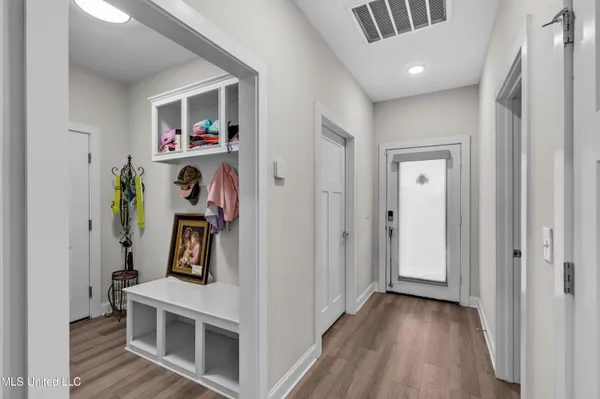 $342,000 | 817 Long Leaf Circle, Brandon, MS 39042
