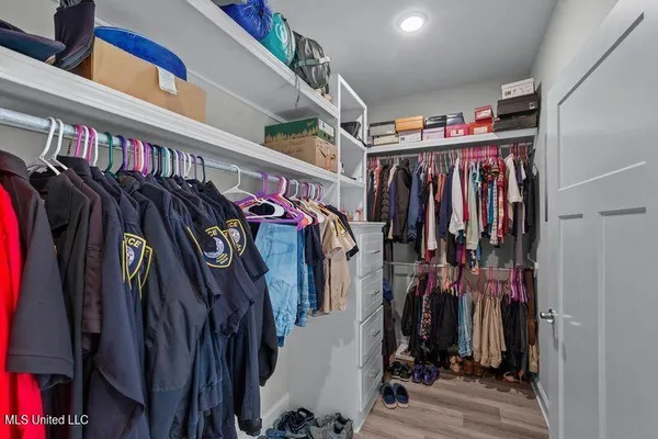 $342,000 | 817 Long Leaf Circle, Brandon, MS 39042