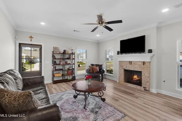 $342,000 | 817 Long Leaf Circle, Brandon, MS 39042