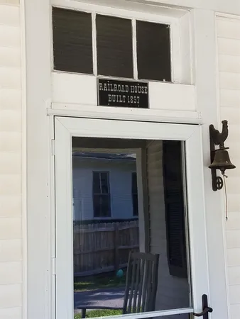 $2,200 | 2366 Highland Avenue, Goodlettsville, TN 37072