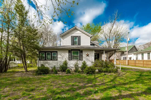 $2,200 | 2366 Highland Avenue, Goodlettsville, TN 37072