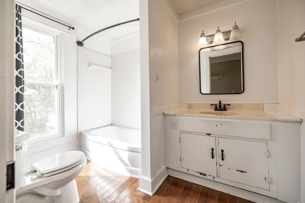 $2,200 | 2366 Highland Avenue, Goodlettsville, TN 37072