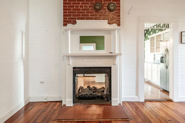 $2,200 | 2366 Highland Avenue, Goodlettsville, TN 37072