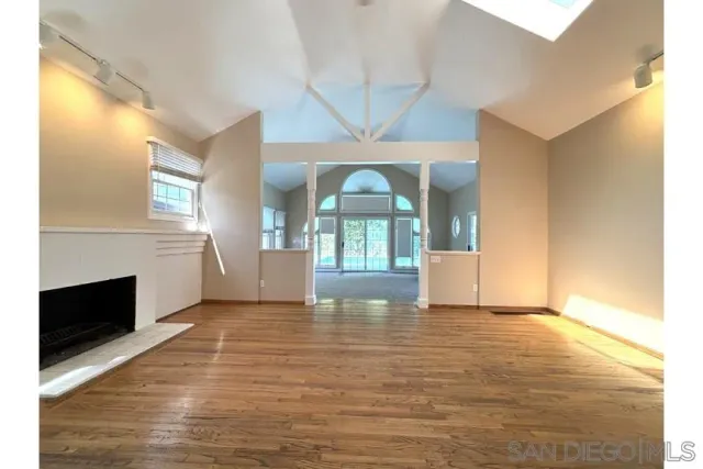 $5,700,000 | 920 Country Club Lane, Coronado, CA 92118