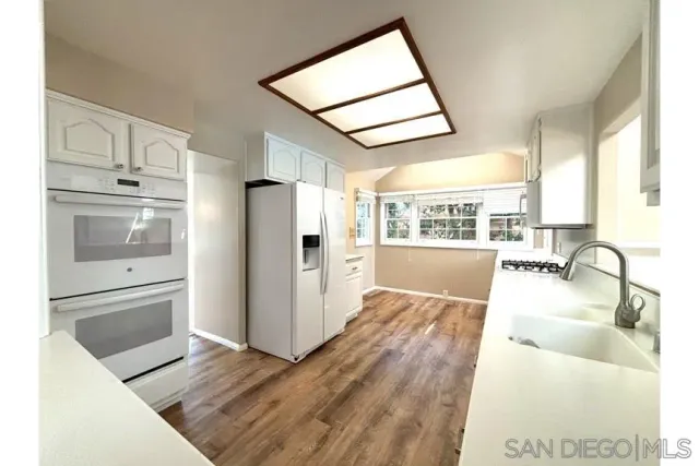 $5,700,000 | 920 Country Club Lane, Coronado, CA 92118