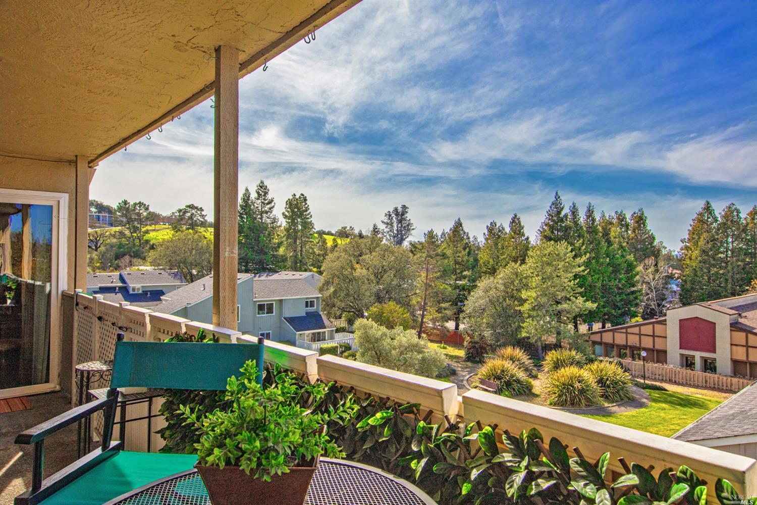 1370 Townview Avenue, Unit 301 Santa Rosa, CA 95405 - Photo 1 of 1 Gallery Image 1