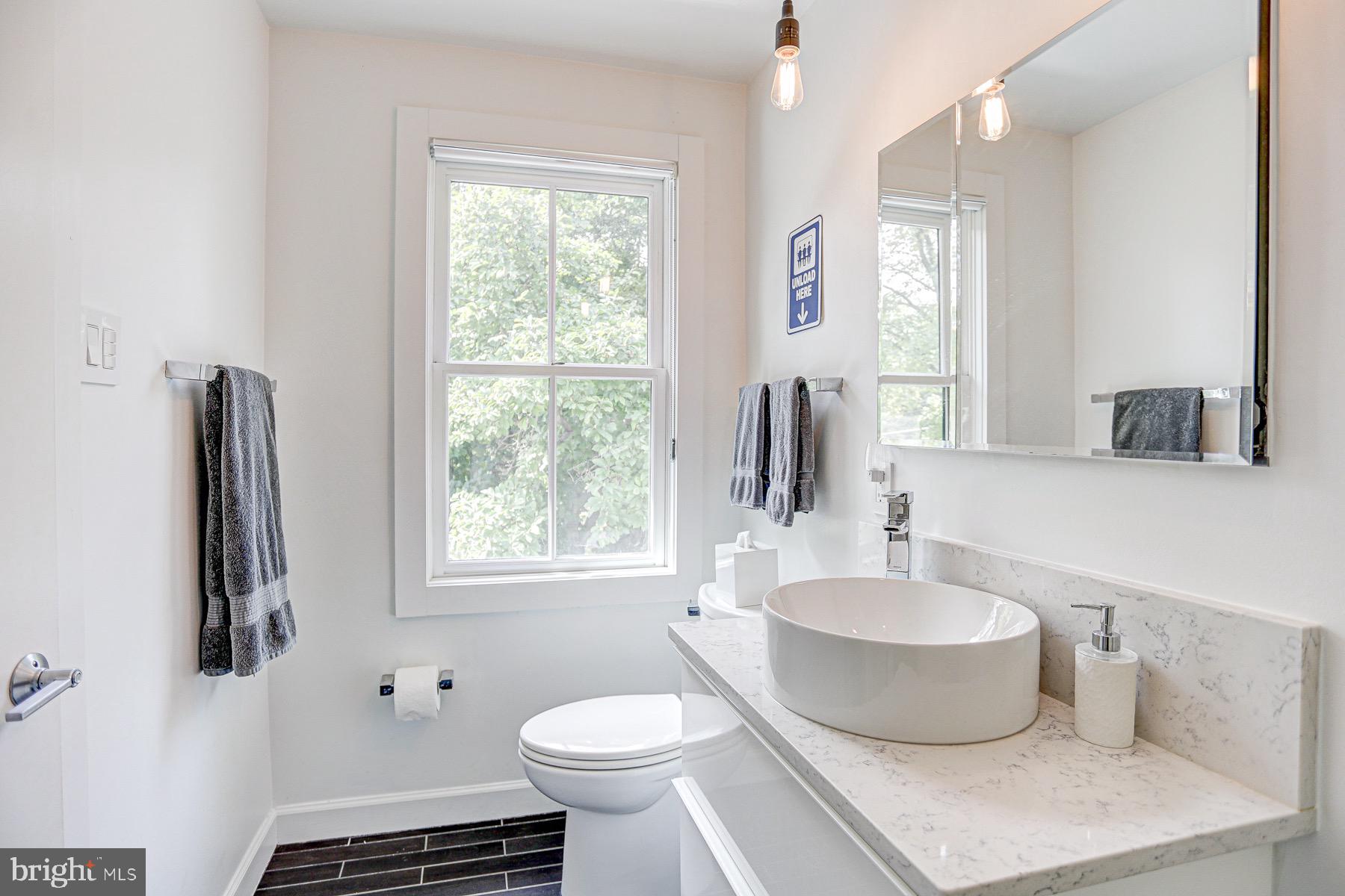 7301 Radnor Road Bethesda, MD 20817 - Photo 19 of 26