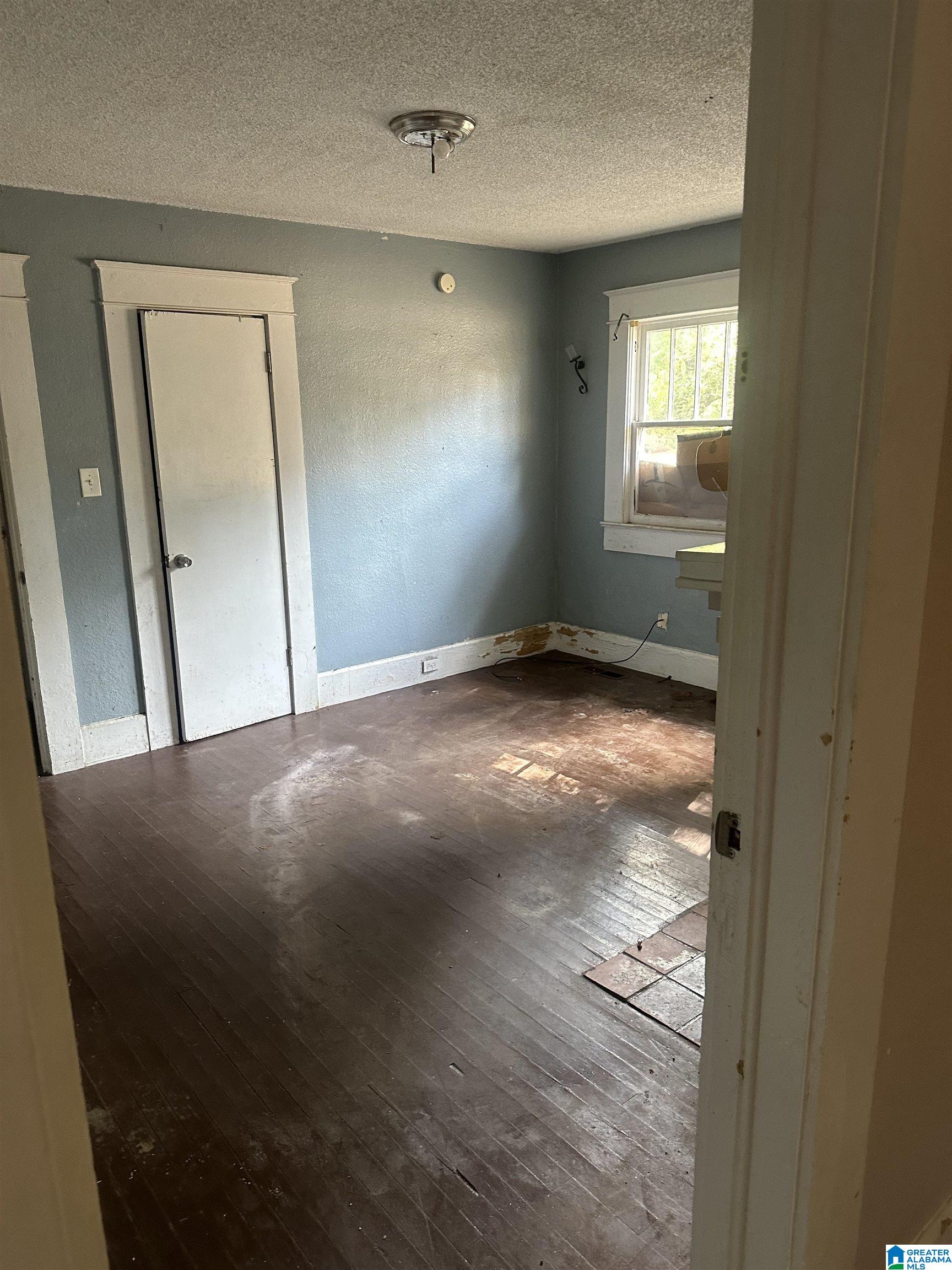 4725 Court R Birmingham, AL 35208 - Photo 11 of 12