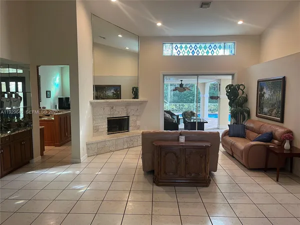 $7,000 | 123 Victorian Lane, Jupiter, FL 33458