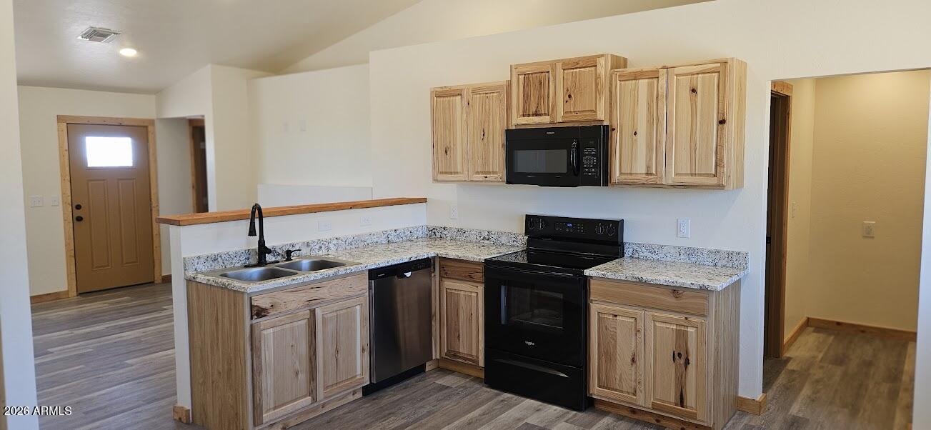 7923 East Bloomfield Road Hereford, AZ 85615 - Photo 8 of 28 20260702_122902