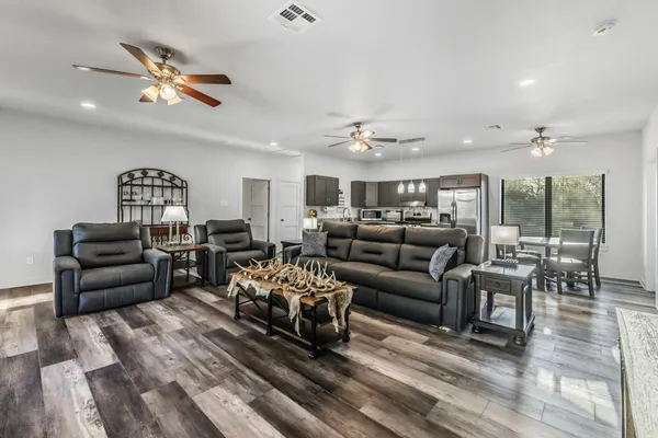 $1,379,000 | 177 County Road 241, Kosse, TX 76653