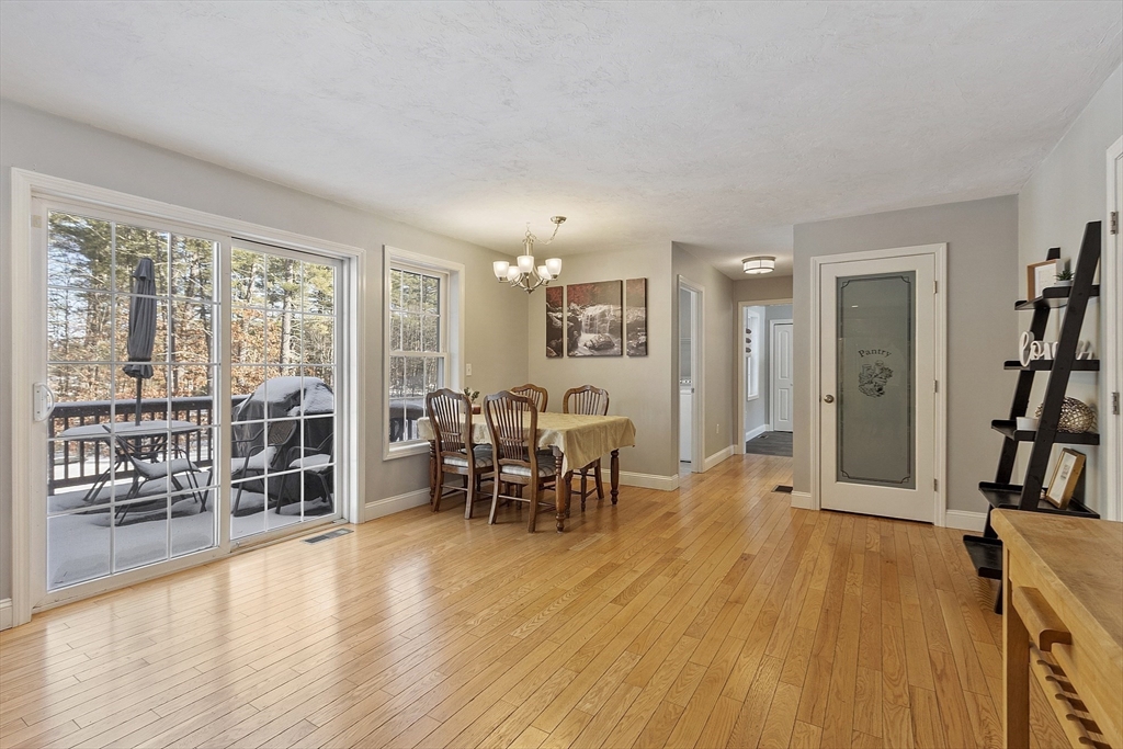 359 Main Street Townsend, MA 01469 - Photo 18 of 41