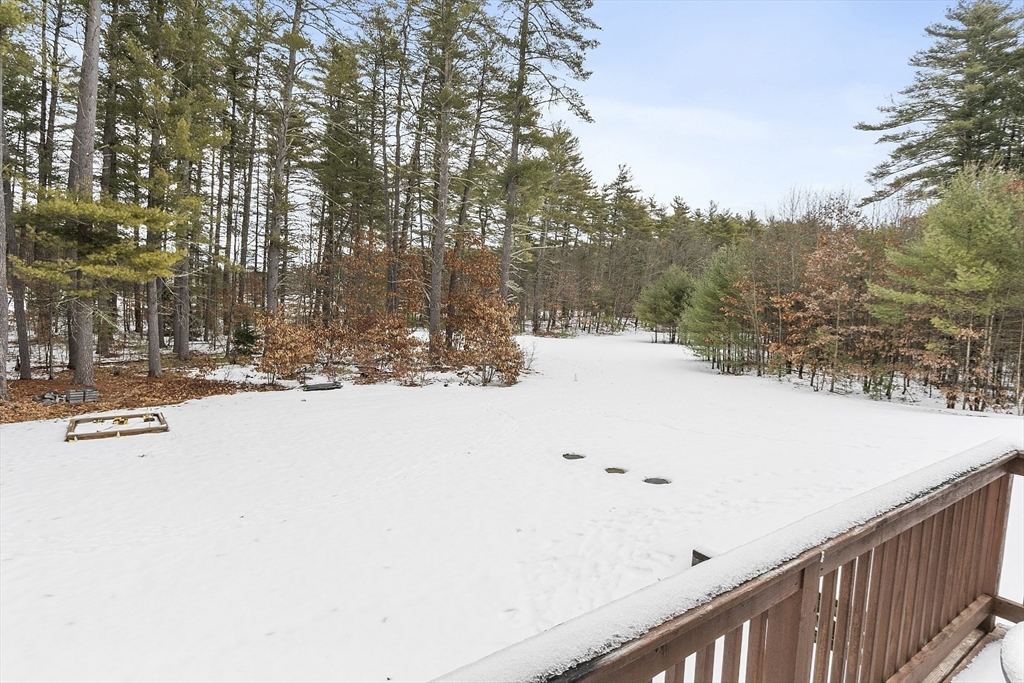 359 Main Street Townsend, MA 01469 - Photo 20 of 41