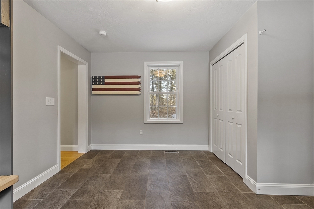 359 Main Street Townsend, MA 01469 - Photo 25 of 41