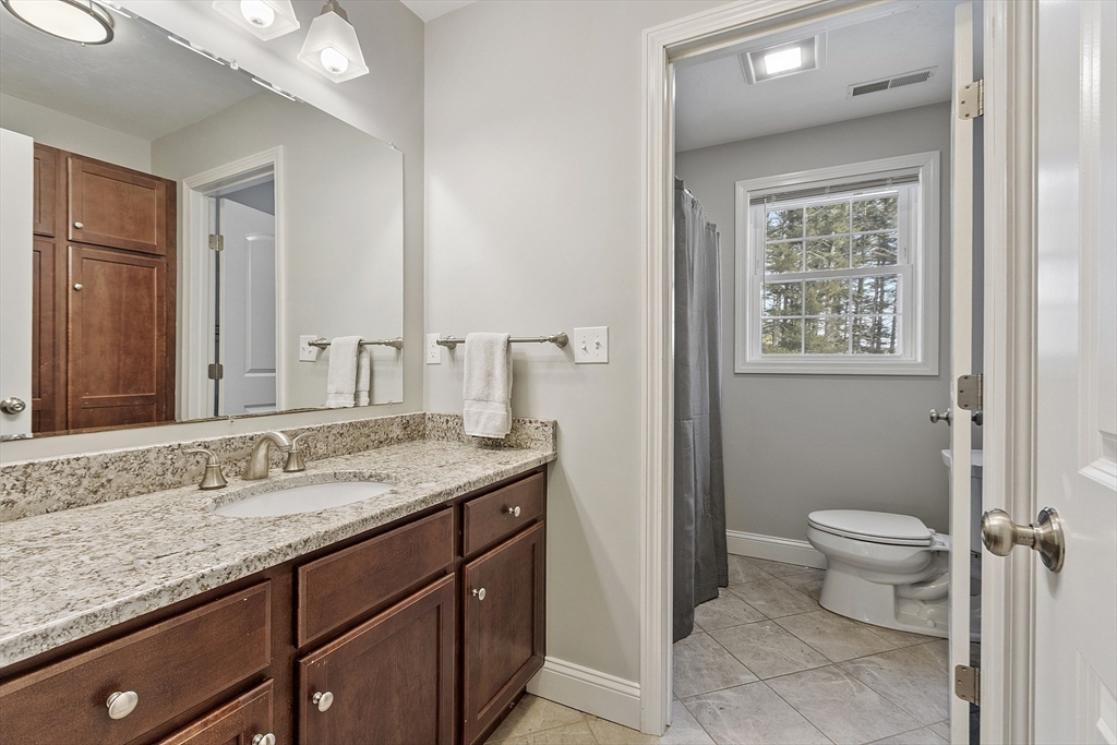 359 Main Street Townsend, MA 01469 - Photo 32 of 41