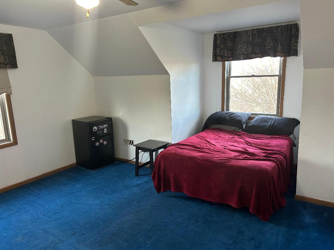 10598 North 3500W Road Manteno, IL 60950 - Photo 34 of 56 a bedroom with a bed and a window