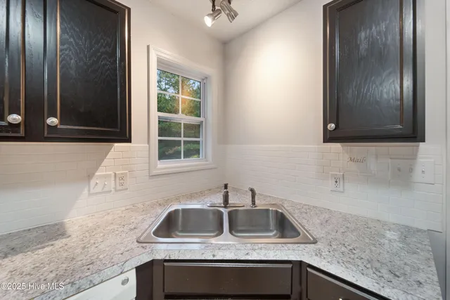 $272,000 | 141 Constitution Avenue, Jacksonville, NC 28540