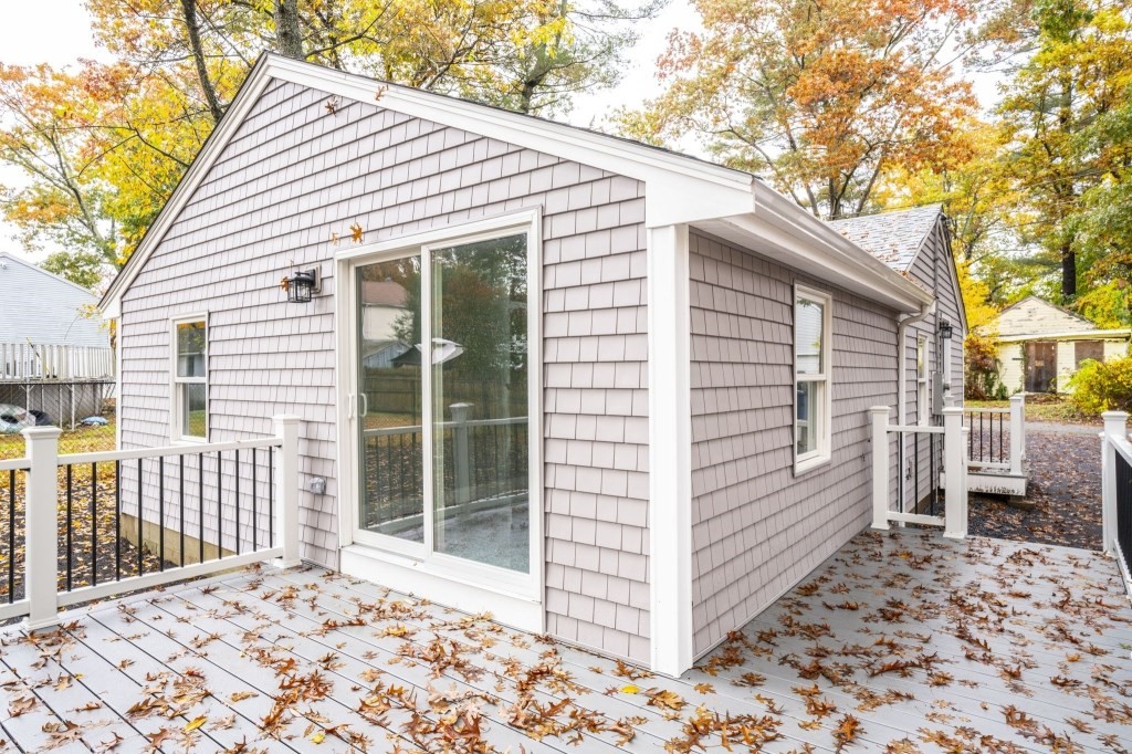 15 Ridge Road Norton, MA 02766 - Photo 9 of 35 Gallery Image 9