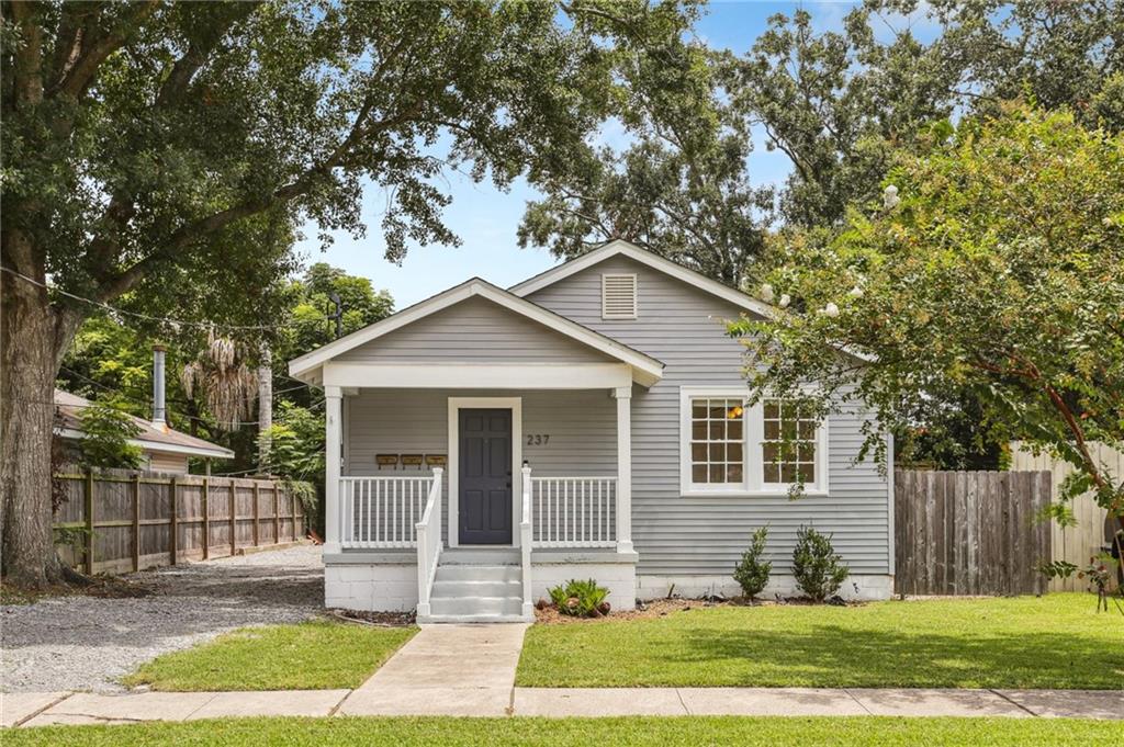 237 Vinet Avenue Jefferson, LA 70121 - Photo 2 of 22