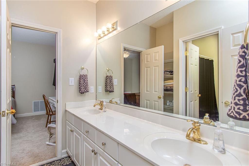 3620 Hunting Ridge Drive High Point, NC 27265 - Photo 23 of 39 Gallery Image 23