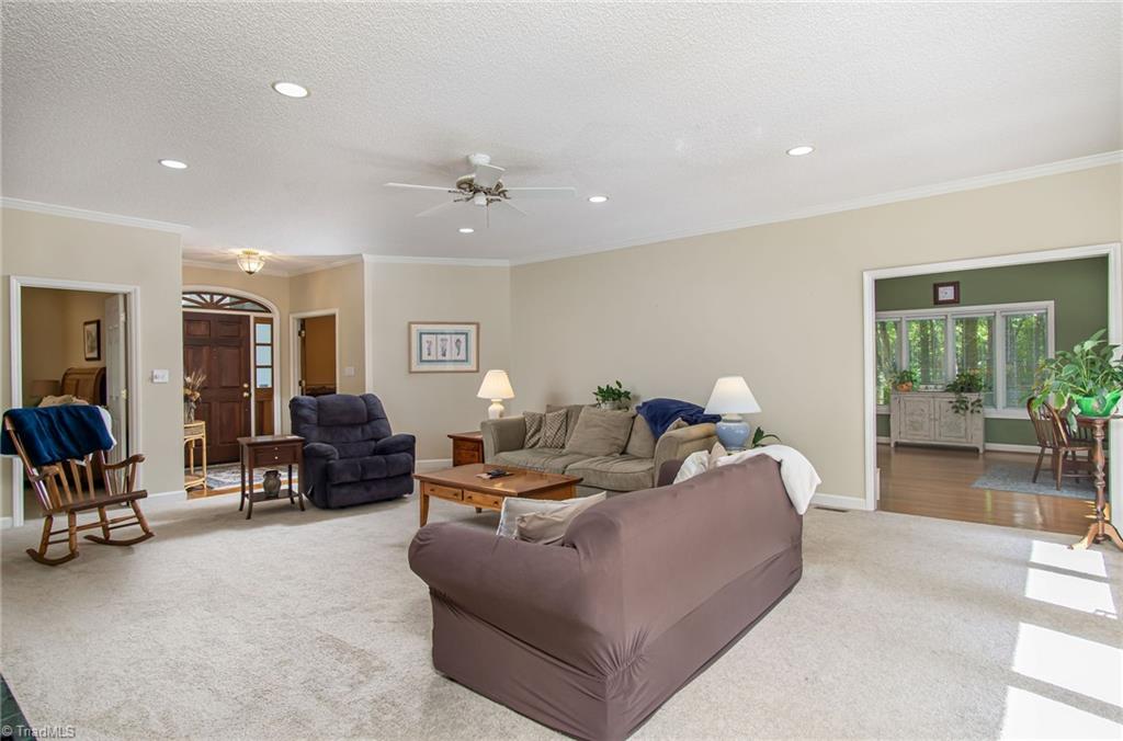 3620 Hunting Ridge Drive High Point, NC 27265 - Photo 5 of 39 Gallery Image 5