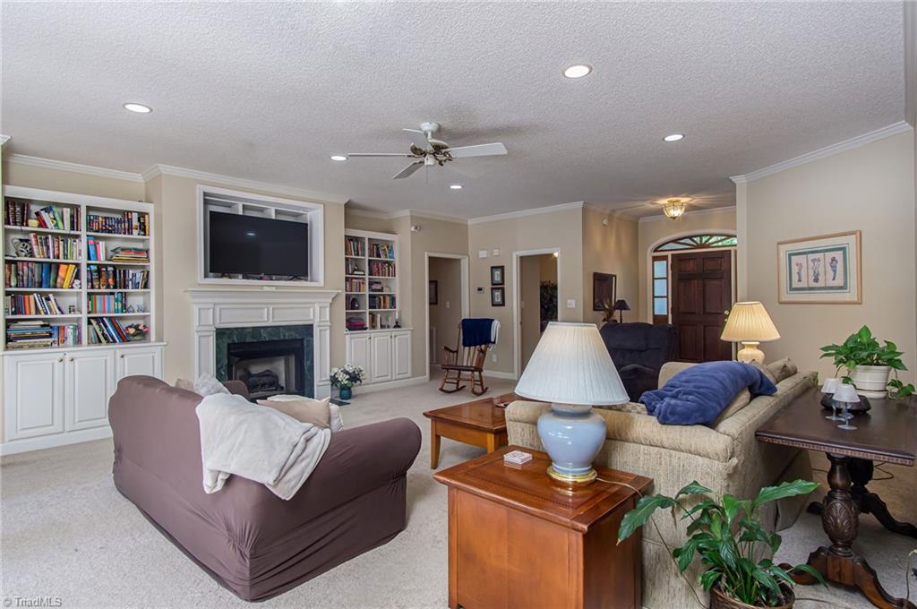 3620 Hunting Ridge Drive High Point, NC 27265 - Photo 7 of 39 Gallery Image 7