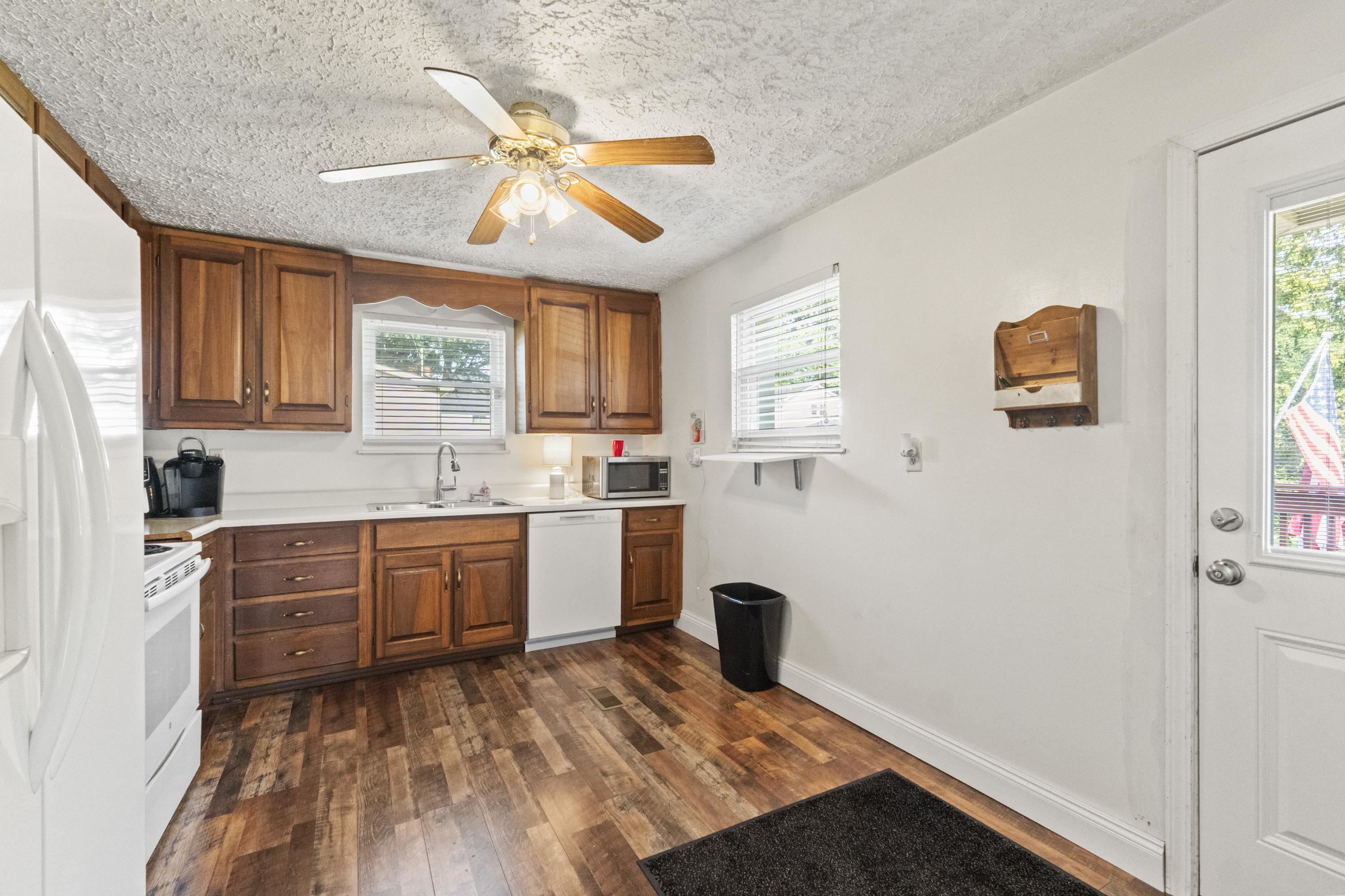 3217 Devore Street Ashland, KY 41102 - Photo 10 of 24