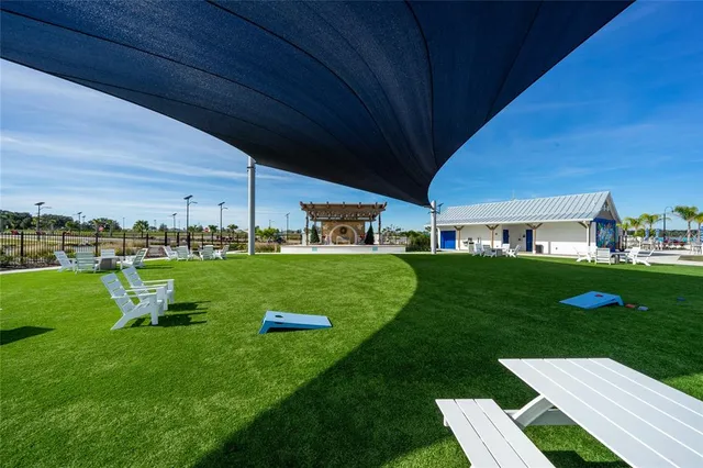 $2,100 | 10116 Trumpet Honeysuckle Way, San Antonio, FL 33576