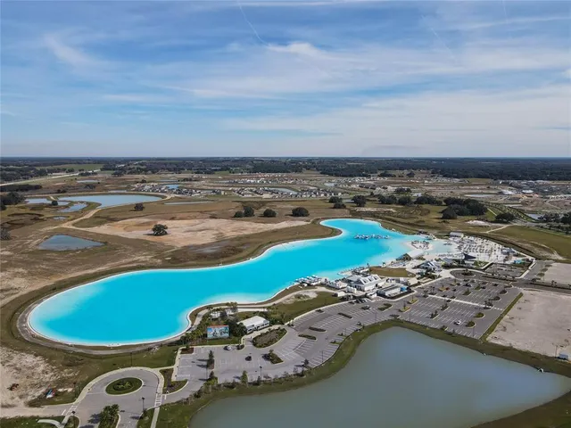 $2,100 | 10116 Trumpet Honeysuckle Way, San Antonio, FL 33576