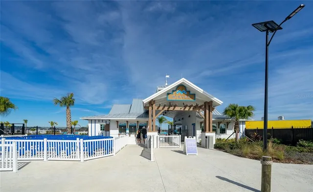 $2,100 | 10116 Trumpet Honeysuckle Way, San Antonio, FL 33576