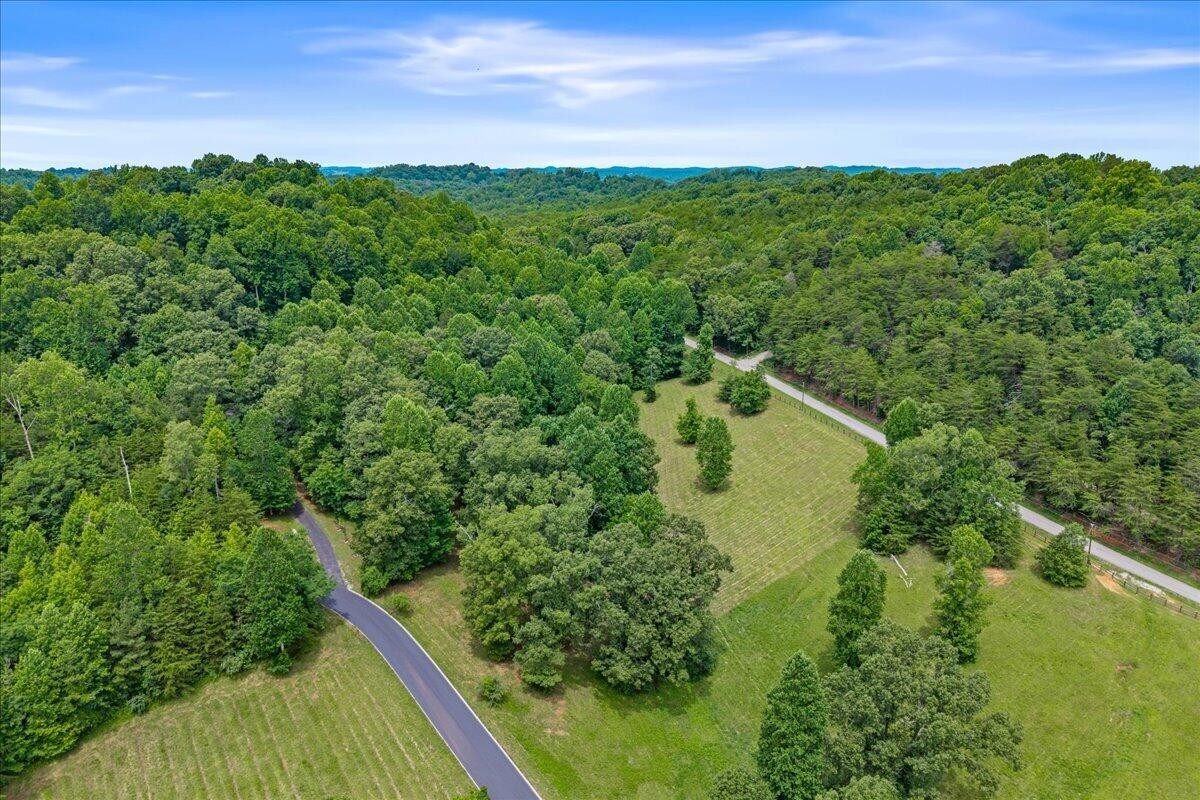34 Springwater Madisonville, TN 37354 - Photo 10 of 13