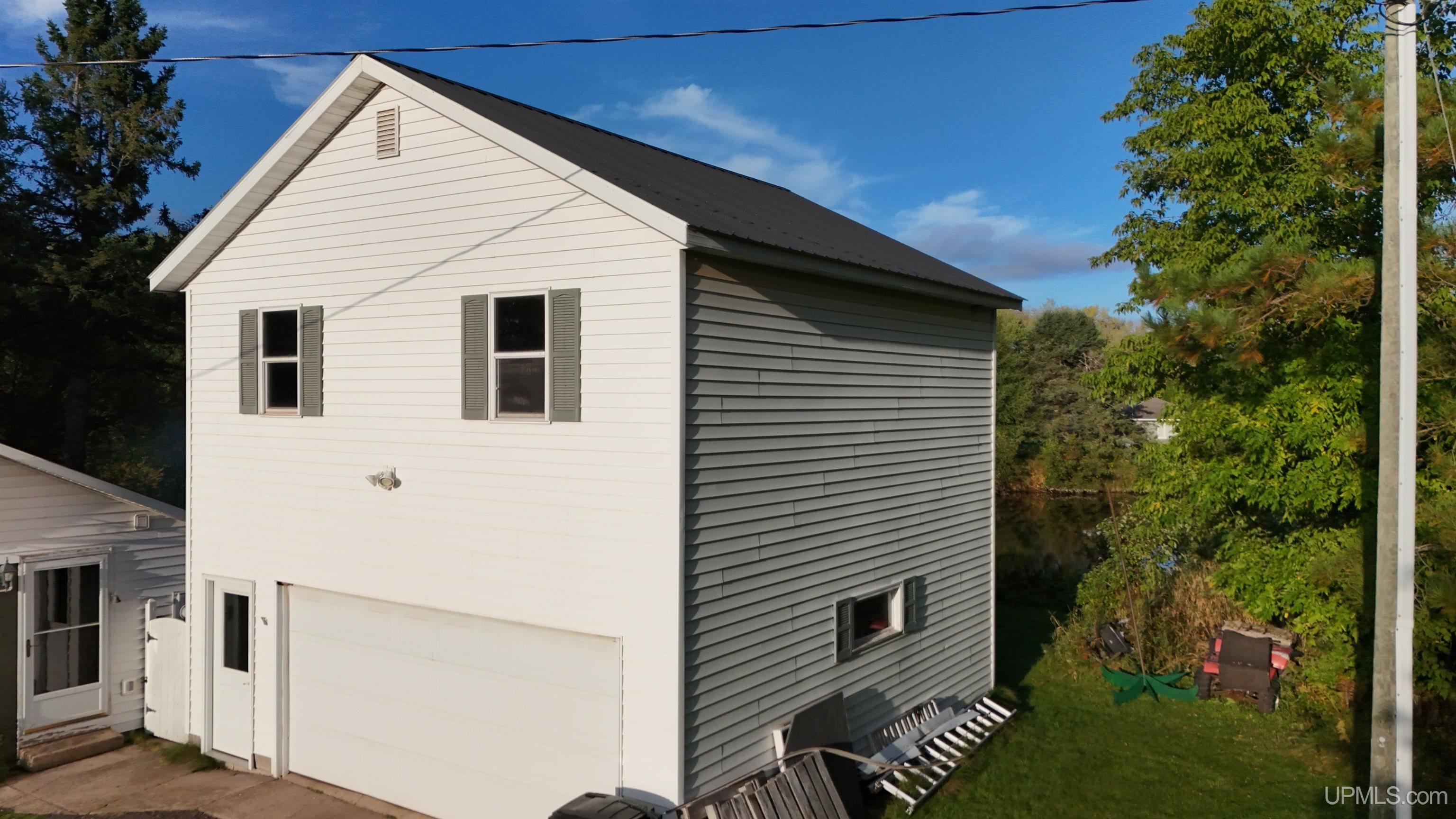 40340 Sturgeon River Road Chassell, MI 49916 - Photo 2 of 33 Gallery Image 2