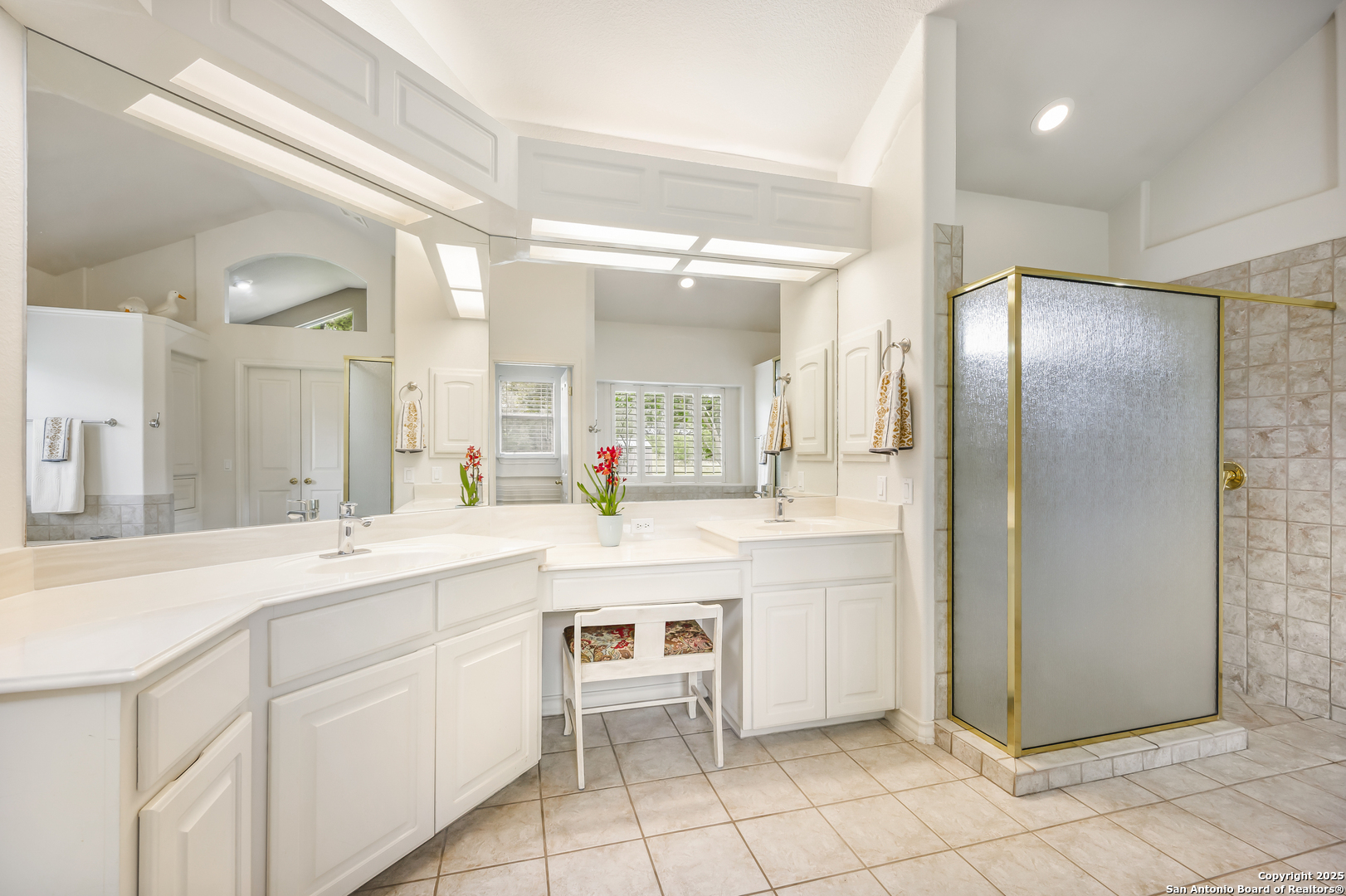 221 Park Ridge Boerne, TX 78006 - Photo 20 of 35 a large white kitchen with a refrigerator a sink and cabinets