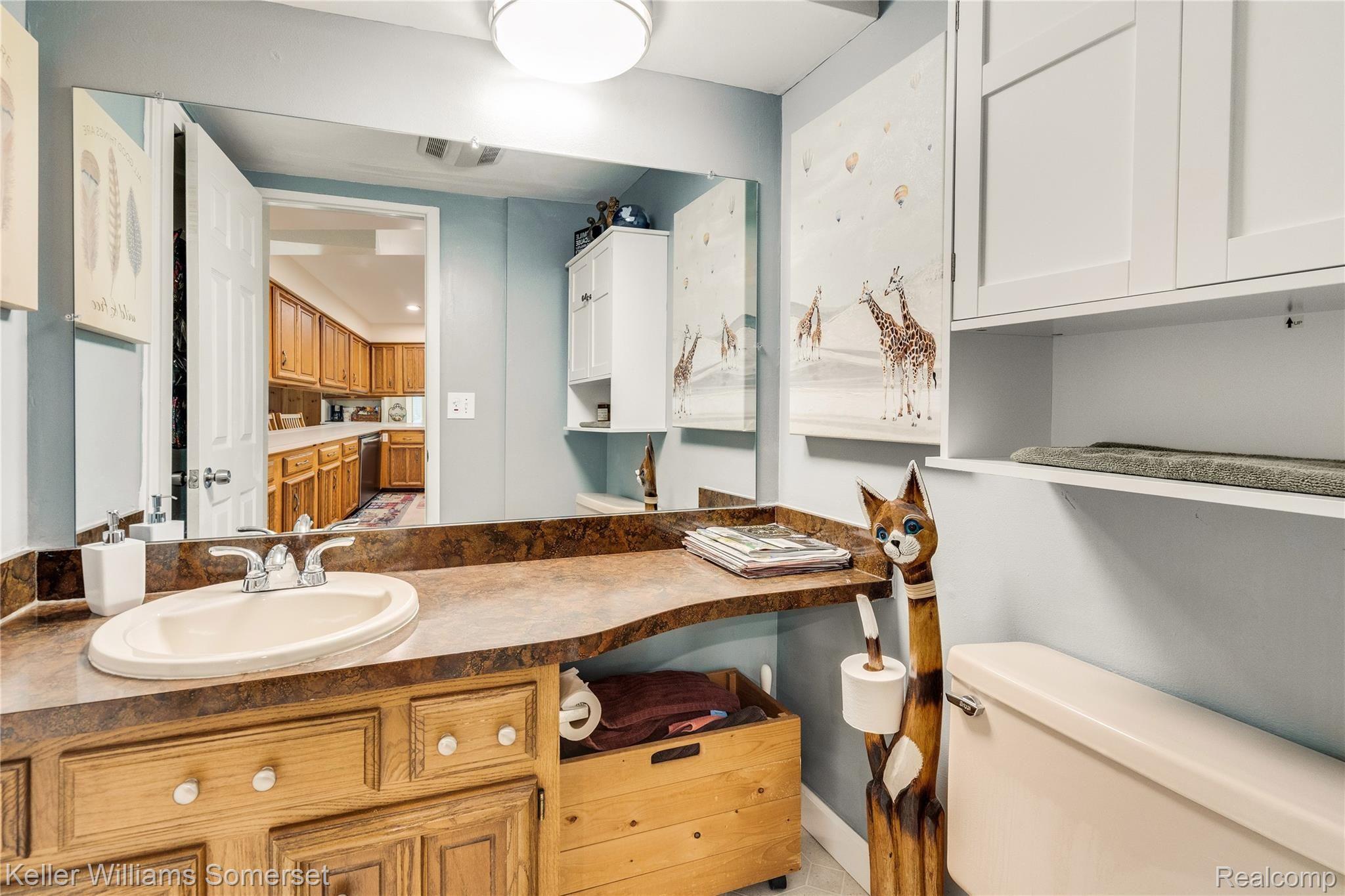 1486 Antler Court Rochester, MI 48309 - Photo 23 of 51 Interiors (20 of 36).jpg