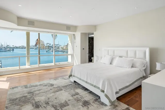 $11,950,000 | 1 The Point, Coronado, CA 92118