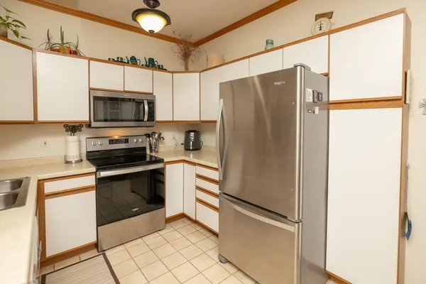 $253,000 | 1925 Cabernet Lane Northwest, Rochester, MN 55901