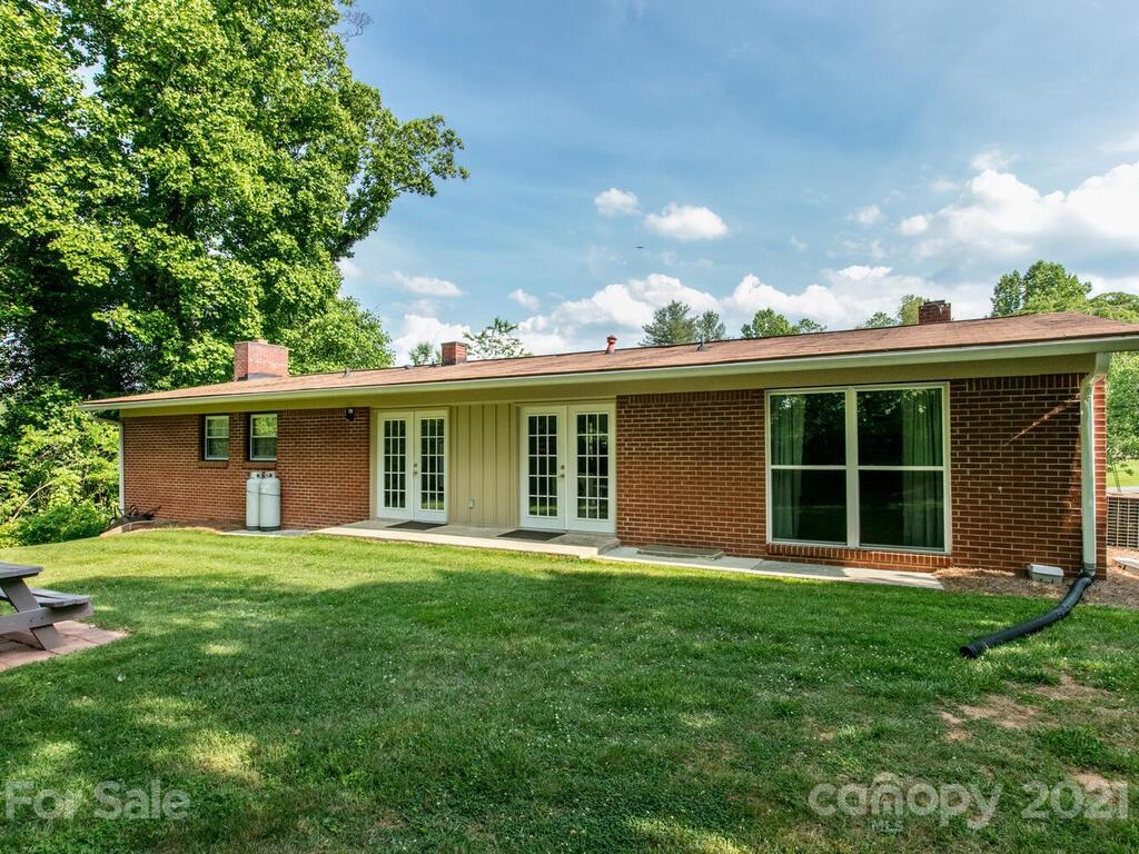 424 Monte Vista Road Candler, NC 28715 - Photo 33 of 34 Gallery Image 33