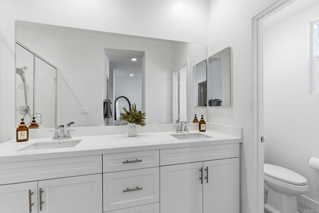 4367 Pacifica Way, Unit 2 Oceanside, CA 92056 - Photo 25 of 37